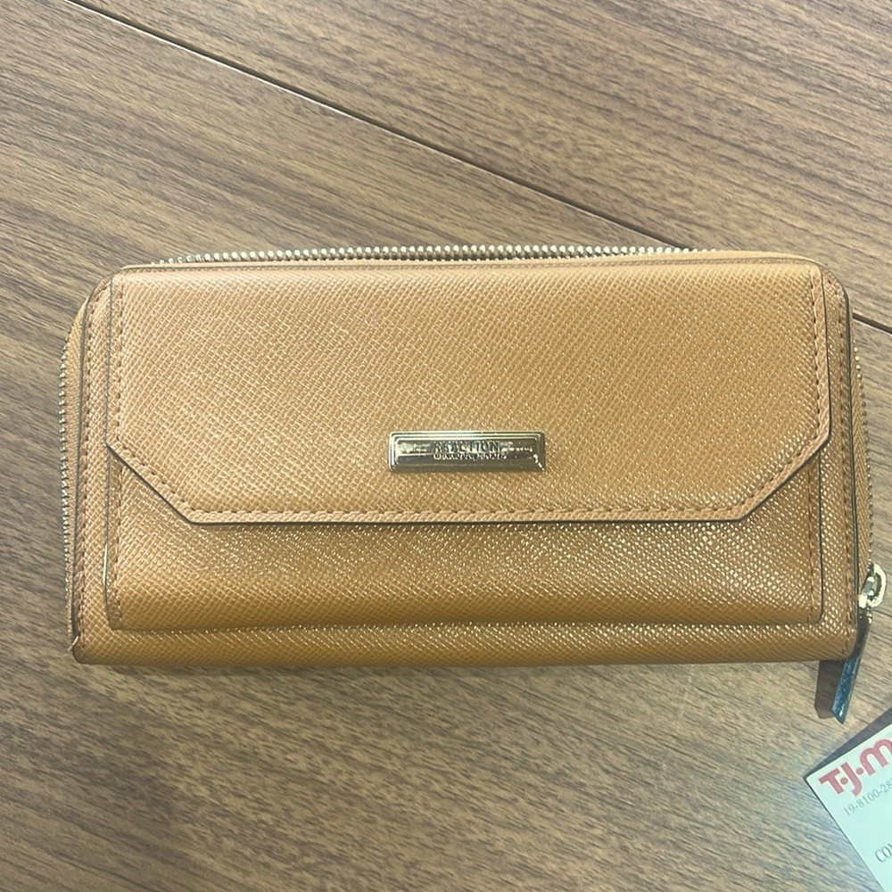 Kenneth Cole Reaction Wallet - NEW
